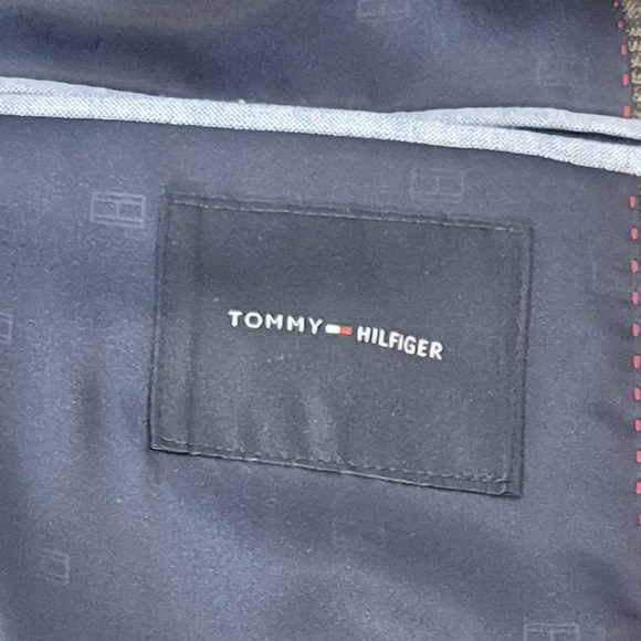Tommy Hilfiger NWT THFLEX Modern Fit Brown Plaid Sport Coat - Size 44L - Picture 10 of 16